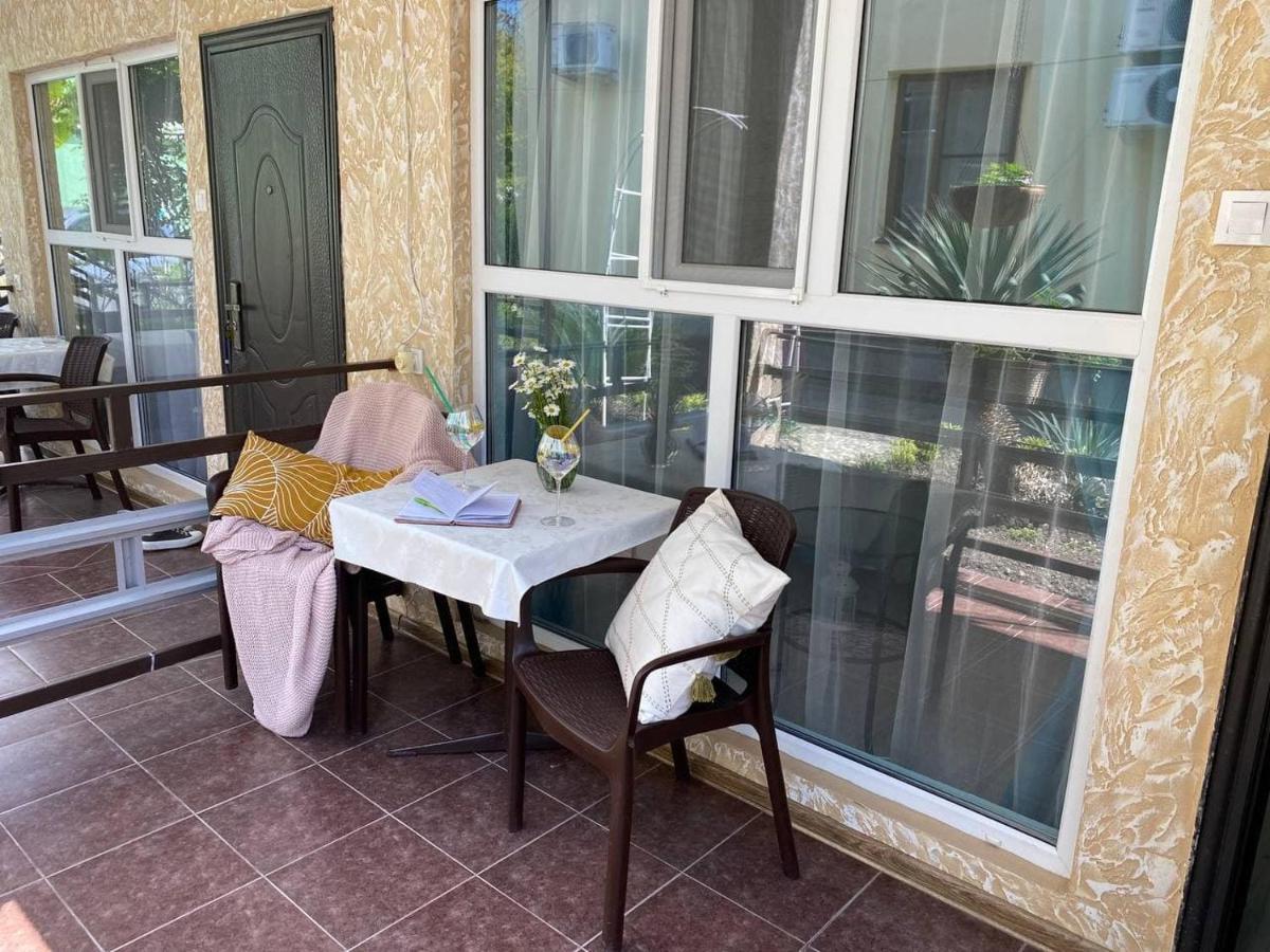 Мини-Отель Дарья В Пицунде Pizunda Exterior foto